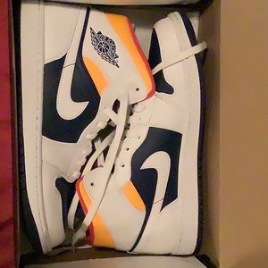 Air Jordan 1 Mid Royal Blue Laser Orange